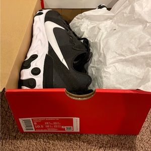 Nike React Element 55